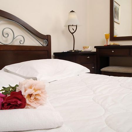 Xenonas Chrisso Hotel Delphi Luaran gambar