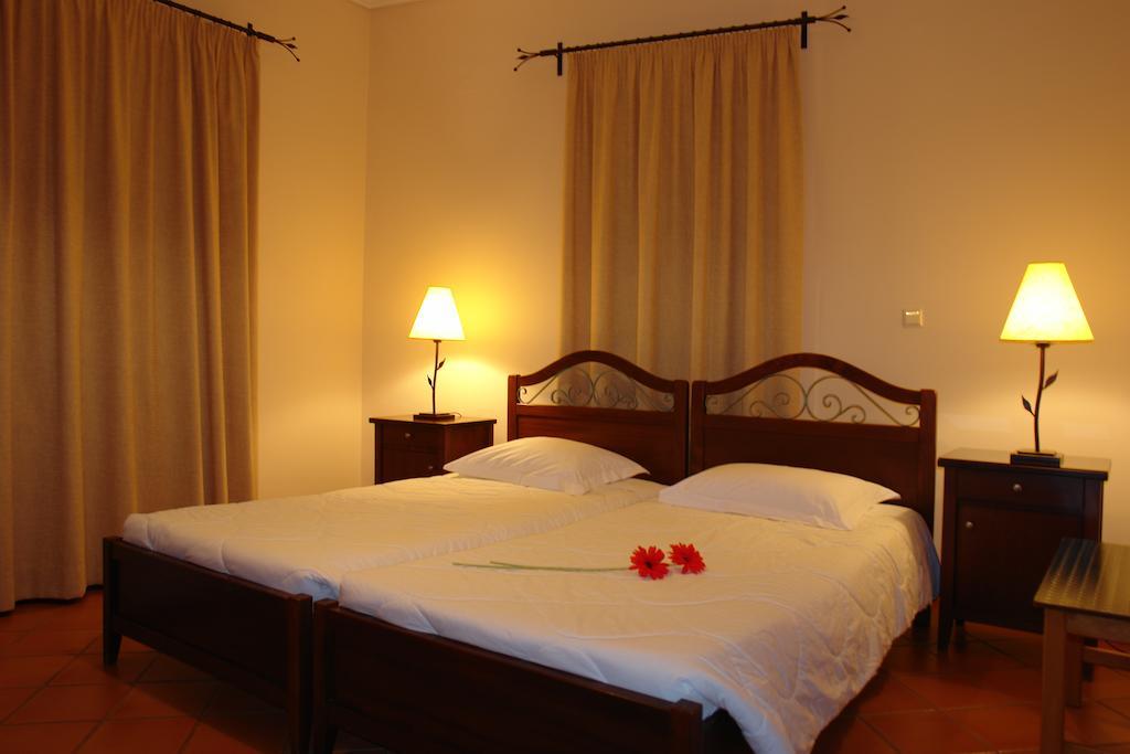 Xenonas Chrisso Hotel Delphi Luaran gambar