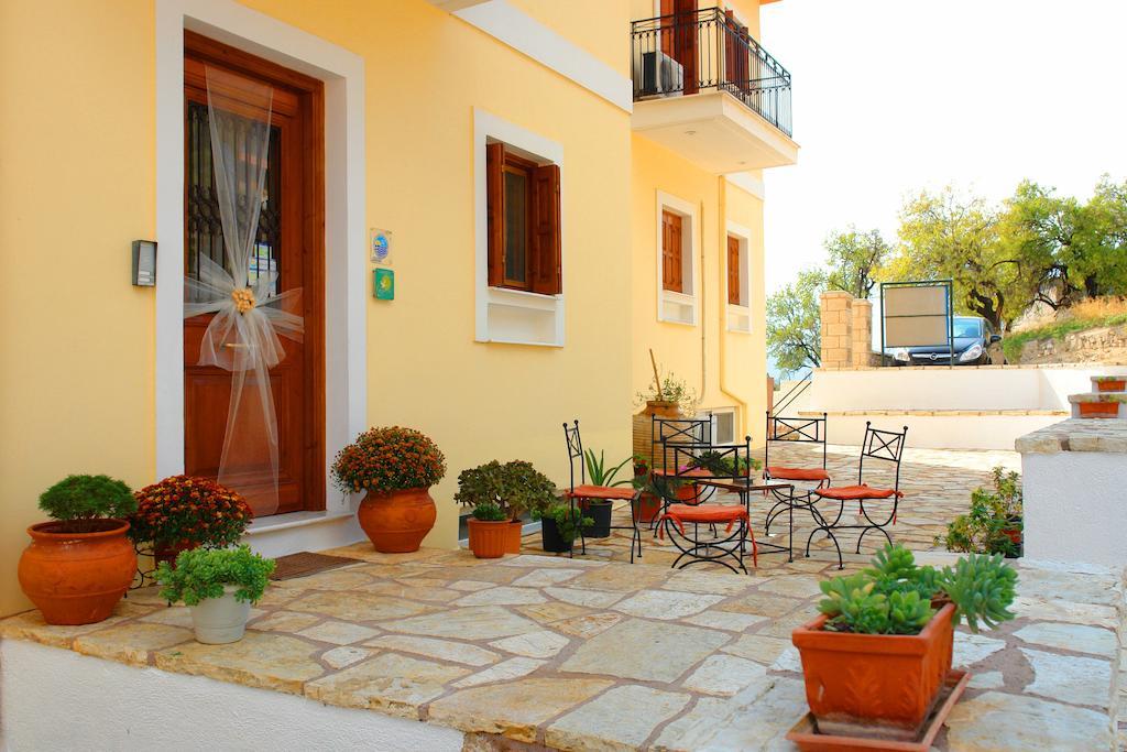 Xenonas Chrisso Hotel Delphi Luaran gambar