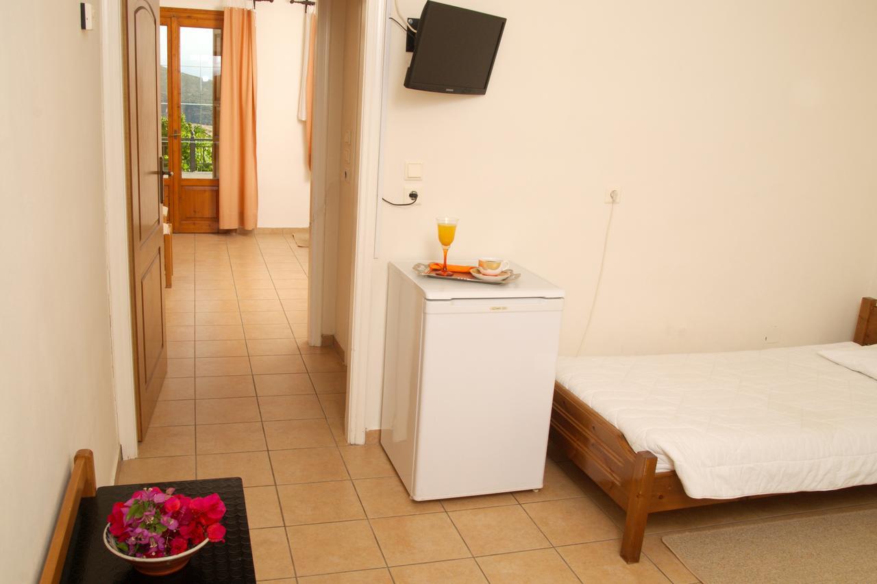Xenonas Chrisso Hotel Delphi Luaran gambar