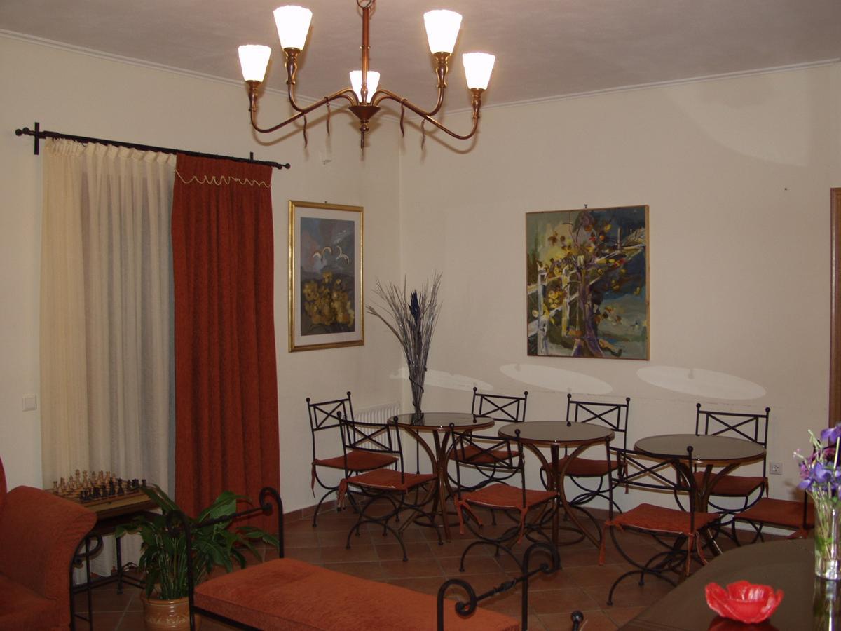 Xenonas Chrisso Hotel Delphi Luaran gambar